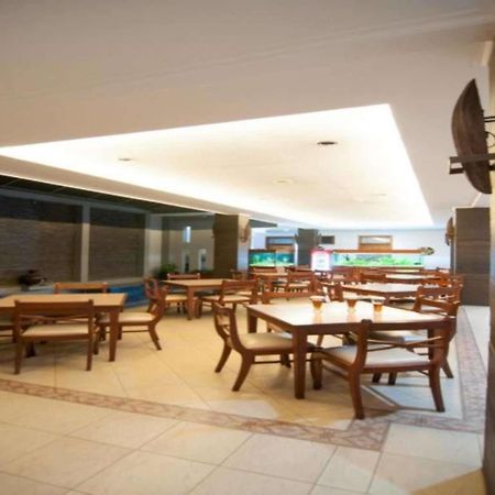 Corsica Hotel Bandung Exterior foto